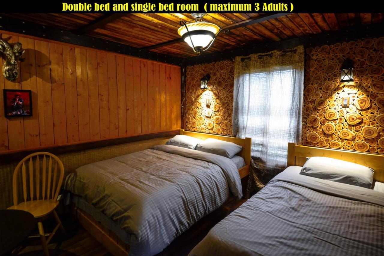 تورونتو Salmon Magwood Guesthouse المظهر الخارجي الصورة